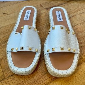 Brand new Steve Madden white and gold sandals